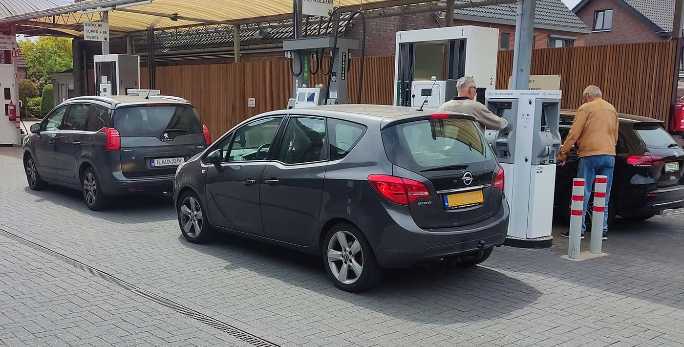 Benzinestation Smeekens in Essen aan de Nederlandse grens